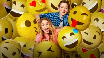 Backdrop к сериалу "Coop & Cami Ask the World" #1374442