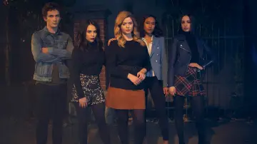 Backdrop for the TV series "Pretty Little Liars: The Perfectionists" #1460646