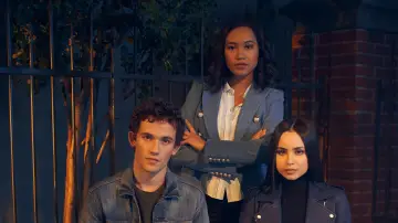 Backdrop for the TV series "Pretty Little Liars: The Perfectionists" #1460648
