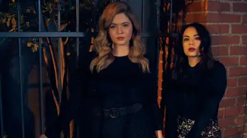 Backdrop for the TV series "Pretty Little Liars: The Perfectionists" #1460652