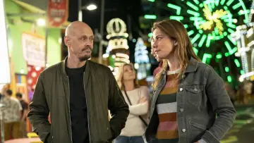 Backdrop к сериалу "Mr Inbetween" #1387433