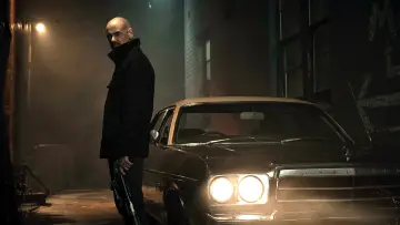 Backdrop к сериалу "Mr Inbetween" #1387443