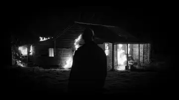 Backdrop к сериалу "Mr Inbetween" #1387447