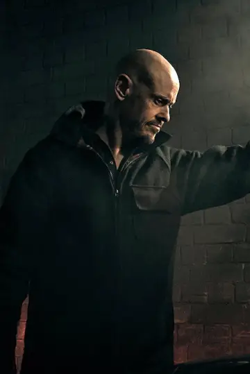 Poster к сериалу "Mr Inbetween" #1387487