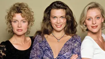 Backdrop for the TV series "Les Filles d