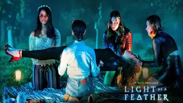 Backdrop for the TV series "Light as a Feather" #1688315
