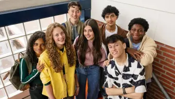 Backdrop к сериалу "The First Years" #1342700