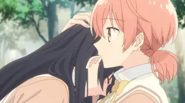 Backdrop for the TV series "Bloom Into You" #1784682