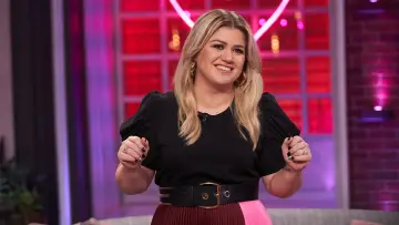 Backdrop for the TV series "The Kelly Clarkson Show" #1217750