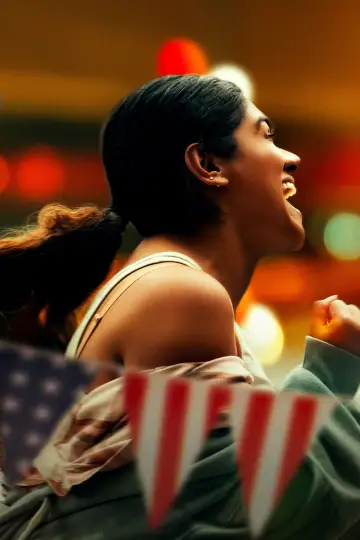 Poster к сериалу "Little America" #1448451
