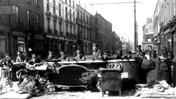Backdrop for the TV series "1916" #1825926