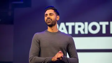 Backdrop for the TV series "Patriot Act with Hasan Minhaj" #1931383