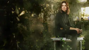 Backdrop к сериалу "Coroner" #1409918