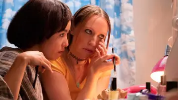 Backdrop к сериалу "PEN15" #1448901