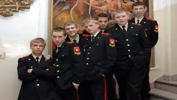 Backdrop for the TV series "Cadetship" #1665383