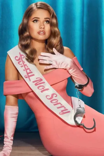 Poster к сериалу "Insatiable" #1436192