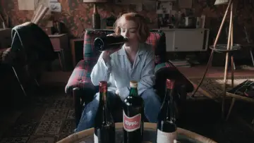 Backdrop к сериалу "The Queen