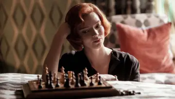 Backdrop к сериалу "The Queen