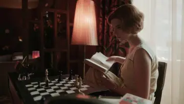 Backdrop к сериалу "The Queen