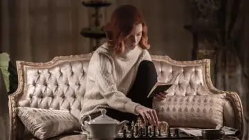 Backdrop к сериалу "The Queen
