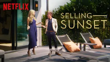 Backdrop for the TV series "Selling Sunset" #1406865