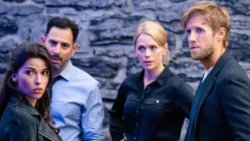 Backdrop к сериалу "Blood & Treasure" #1448339
