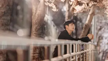 Backdrop for the TV series "One Spring Night" #1805197