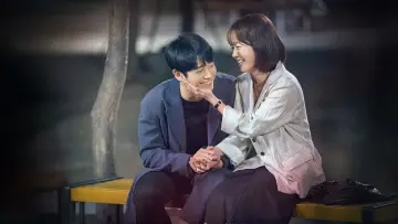 Backdrop for the TV series "One Spring Night" #1805215