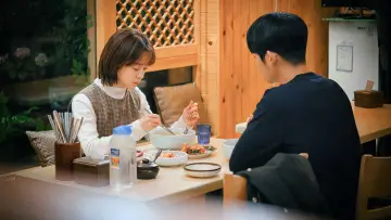 Backdrop for the TV series "One Spring Night" #1805246