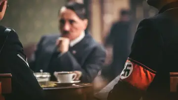 Backdrop for the TV series "Rise of the Nazis" #1864091