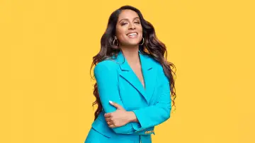 Backdrop for the TV series "A Little Late with Lilly Singh" #1347623