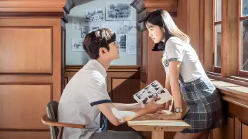 Backdrop к сериалу "Extraordinary You" #1429229