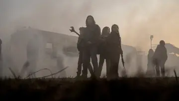 Backdrop for the TV series "The Walking Dead: World Beyond" #1420637