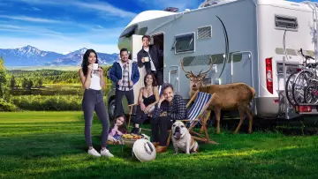 Backdrop for the TV series "De viaje con los Derbez" #1463208