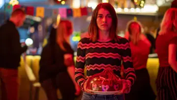 Backdrop к сериалу "Home for Christmas" #1398158