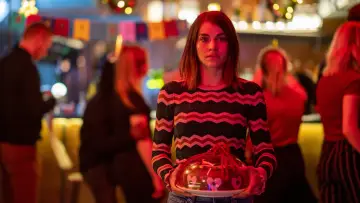 Backdrop к сериалу "Home for Christmas" #1398164