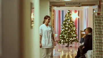 Backdrop к сериалу "Home for Christmas" #1398177