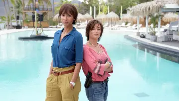 Backdrop к сериалу "Deadly Tropics" #1427444