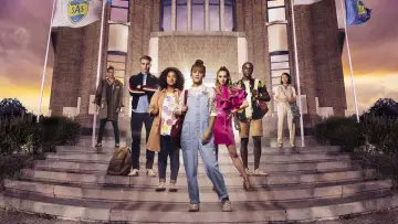 Backdrop for the TV series "#LikeMe" #1742885