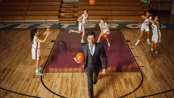 Backdrop к сериалу "Big Shot" #1442463