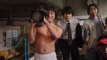 Backdrop for the TV series "The Naked Director" #1334337