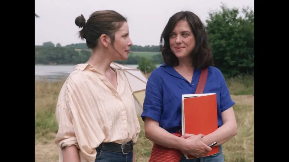 Watch film Bonjour l’asile ! | Official Trailer