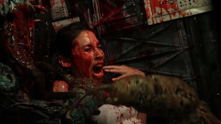 Watch film Predator World | Чужие против Титаника - Русский трейлер (2017)