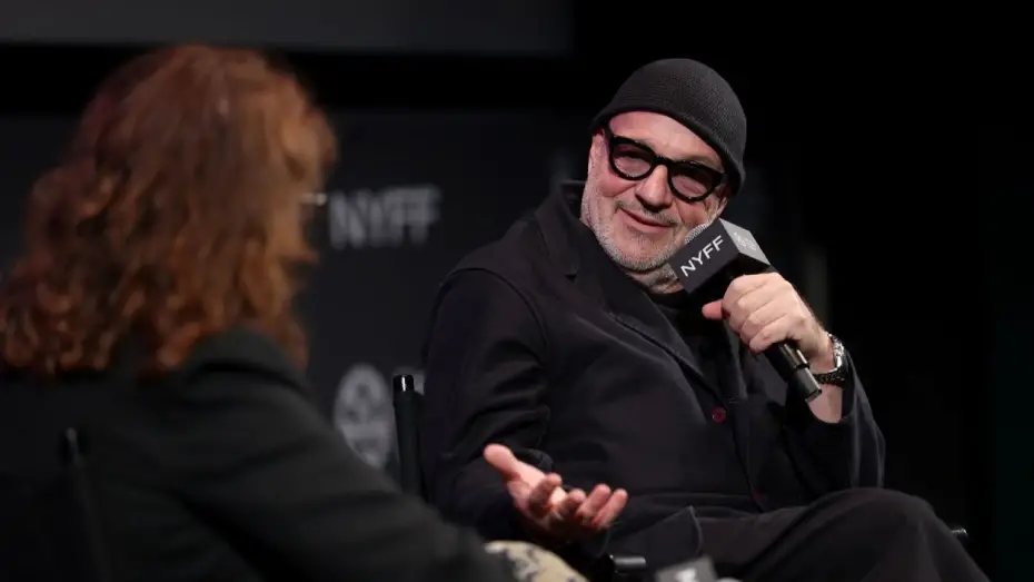 Watch film Below the Clouds | Gianfranco Rosi on Below the Clouds