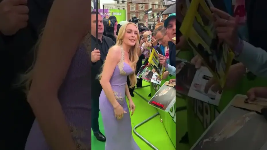 Watch film Freaky Friday 2 | Lindsay Lohan makes an entrance at the UK Premiere