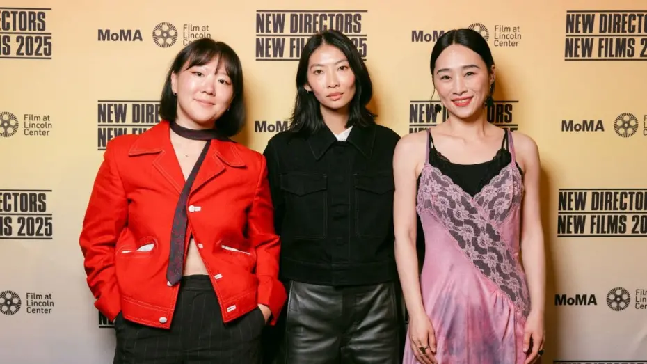Watch film Blue Sun Palace | Constance Tsang, Ke-Xi Wu, and Murielle Hsieh on Blue Sun Palace