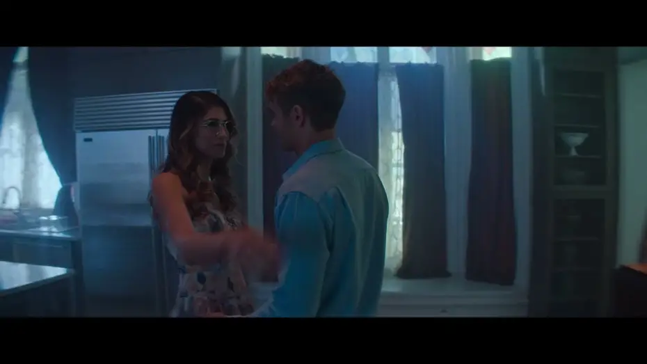 Watch film Bone Lake | Опасные связи | Трейлер | В кино с 16 октября