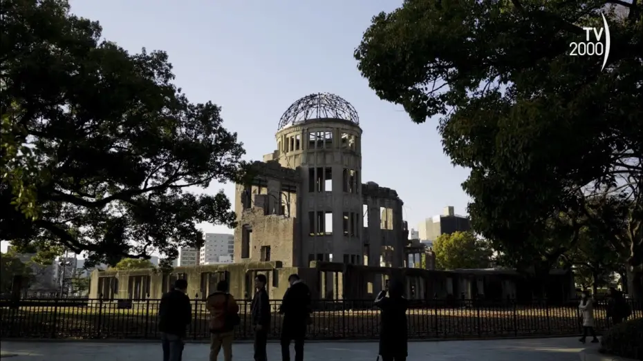 Watch film Libro delle ombre – Hiroshima, 80 anni dopo | "Il libro delle ombre", mercoledì 6 agosto in seconda serata su TV2000