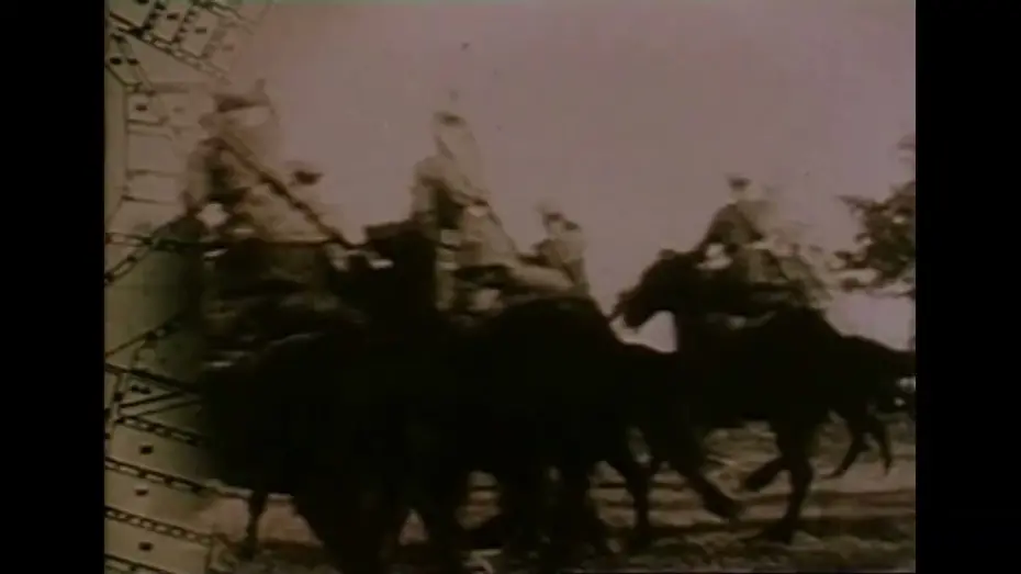 Watch film Vladivostok, Year 1918 | Владивосток, год 1918 (1982). Песня "Завещание"