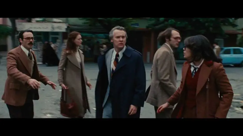 Watch film Argo | "Behind the Scenes" International Featurette